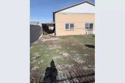 2908 W Leisure Cir, West Jordan, UT 84084 - Photo 3