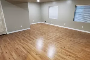 3867 E Cunninghill Dr, Eagle Mountain, UT 84005 - Photo 15