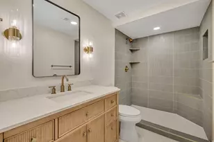 10158 S Buttercup Dr, Sandy, UT 84092 - Photo 37