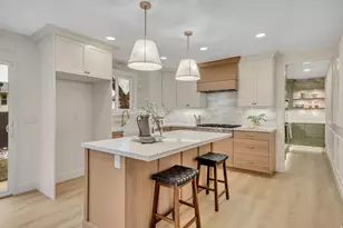 10158 S Buttercup Dr, Sandy, UT 84092 - Photo 11