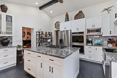 380 E 1500 S, Bountiful, UT 84010 - Photo 11