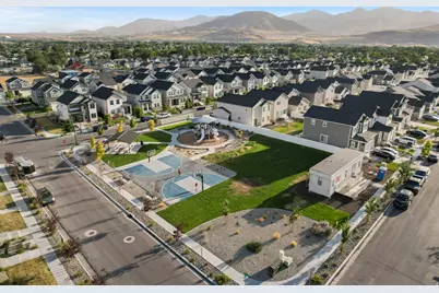 7697 W King Top Rd, Magna, UT 84044 - Photo 35