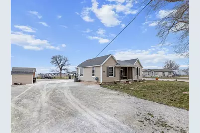 8187 N Mountain View Rd, Lake Point, UT 84074 - Photo 3