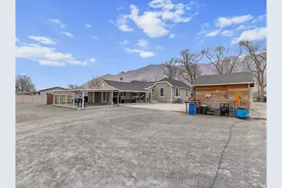 8187 N Mountain View Rd, Lake Point, UT 84074 - Photo 5