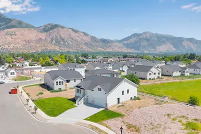 403 W 1225 N #7, Harrisville, UT 84404 - Photo 5