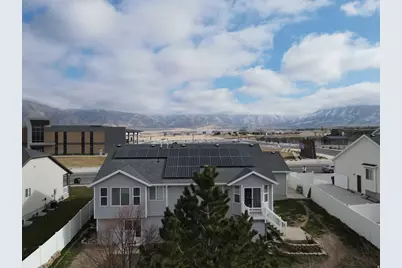 2129 N Berra Blvd W, Tooele, UT 84074 - Photo 45