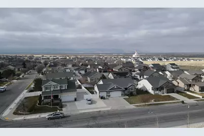 2129 N Berra Blvd W, Tooele, UT 84074 - Photo 43