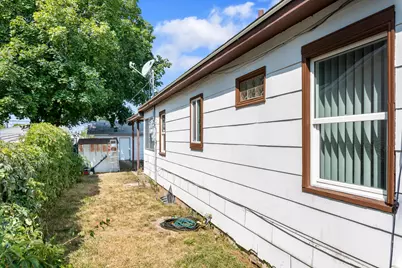 248 E 100 S, Tooele, UT 84074 - Photo 23