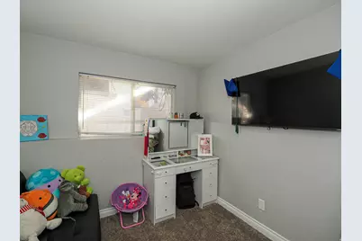 820 S Wildflower Cir, Ogden, UT 84404 - Photo 25