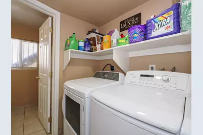 820 S Wildflower Cir, Ogden, UT 84404 - Photo 31