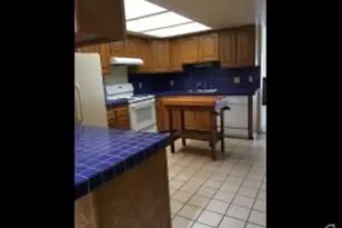 304 W Willow Way, Pleasant View, UT 84414 - Photo 3