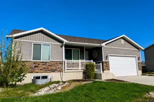 1086 S 150 W, Tremonton, UT 84337 - Photo 1