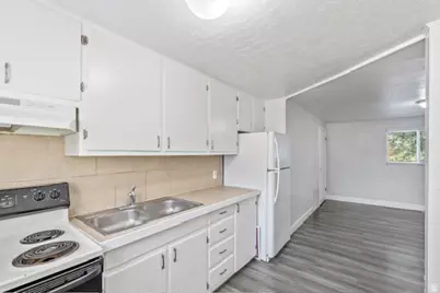 51 S 400 E, Clearfield, UT 84015 - Photo 17