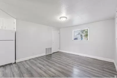 51 S 400 E, Clearfield, UT 84015 - Photo 15