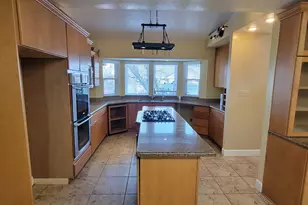 9750 S Tayside Dr W, South Jordan, UT 84009 - Photo 7