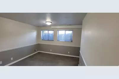 9750 S Tayside Dr W, South Jordan, UT 84009 - Photo 15