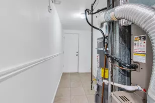 5423 S Tonalea Dr, Murray, UT 84107 - Photo 21