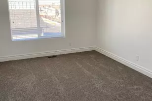 28 S Rio Grand Ave W, Farmington, UT 84025 - Photo 13