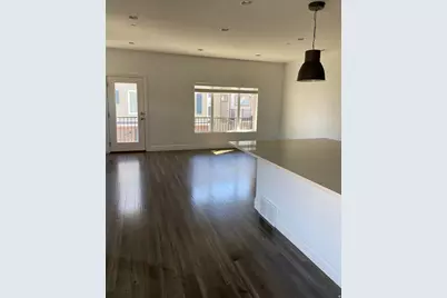 28 S Rio Grand Ave W, Farmington, UT 84025 - Photo 5