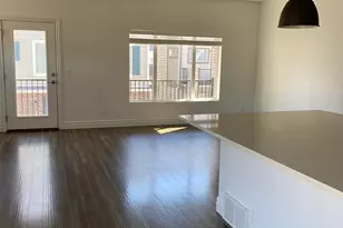 28 S Rio Grand Ave W, Farmington, UT 84025 - Photo 5