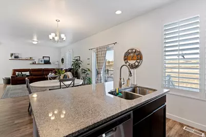 1505 E 3225 N, Layton, UT 84040 - Photo 13