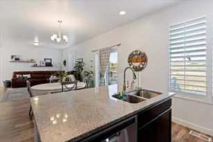 1505 E 3225 N, Layton, UT 84040 - Photo 13