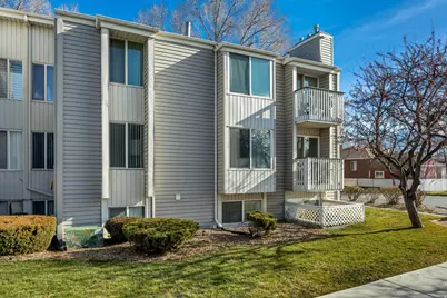875 E Arrowhead Ln S #46, Murray, UT 84107 - Photo 1