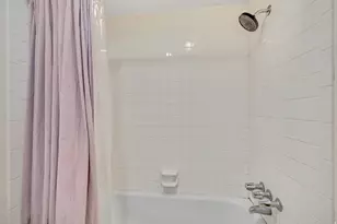 875 E Arrowhead Ln S, Murray, UT 84107 - Photo 9