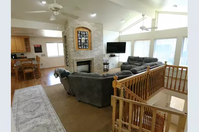 2131 S Mountain Vista Ln, Provo, UT 84606 - Photo 3