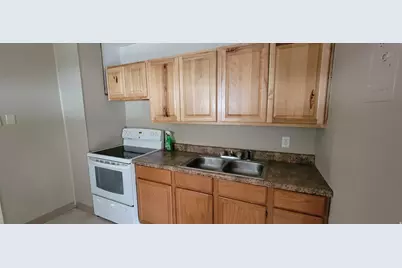 177 Carson Ave, East Carbon, UT 84520 - Photo 3