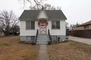 588 W Utah Ave, Payson, UT 84651 - Photo 1