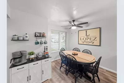 8732 S Oakwood Cir, Sandy, UT 84094 - Photo 5