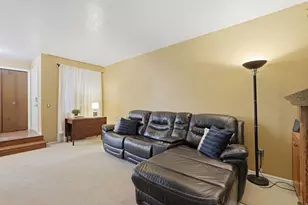 271 Brookfield Ln, Centerville, UT 84014 - Photo 5