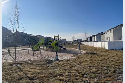 3383 N Blue Jay Dr, Eagle Mountain, UT 84005 - Photo 45