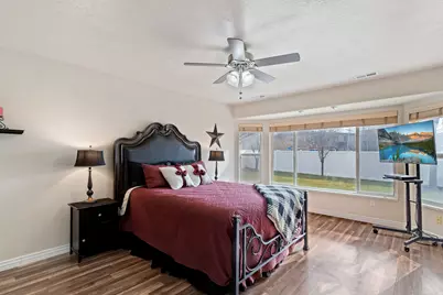 955 W Alton Dr, North Salt Lake, UT 84054 - Photo 17