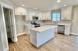 2339 E Sego Lily Dr, Eagle Mountain, UT 84005 - Photo 3