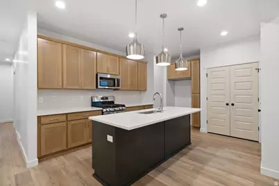 11371 S Offshore Way W #376, South Jordan, UT 84009 - Photo 11