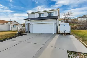 9075 W Galbreath Way S, Magna, UT 84044 - Photo 3