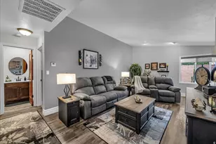 545 S Valley View Dr, Saint George, UT 84770 - Photo 3