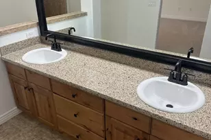 387 E Villa Ct, Midvale, UT 84047 - Photo 15