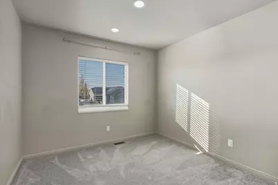 2057 S James Cir, Clearfield, UT 84015 - Photo 15