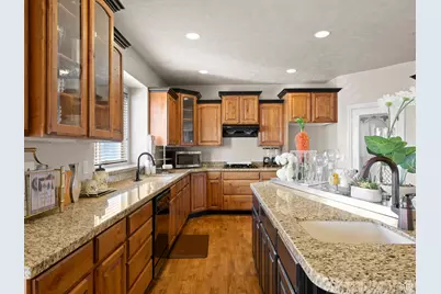 3117 W 6250 S, Taylorsville, UT 84129 - Photo 9