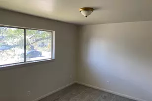 6863 S Dixie Dr Dr, West Jordan, UT 84084 - Photo 19