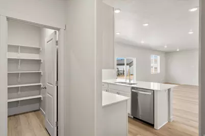 873 N 200 E #36, Santaquin, UT 84655 - Photo 19