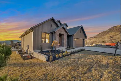 176 S 1150 E, Pleasant Grove, UT 84062 - Photo 1