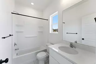 132 Chambord Ct E, Sandy, UT 84070 - Photo 23