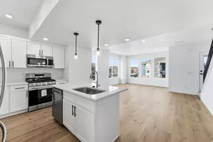 132 Chambord Ct E, Sandy, UT 84070 - Photo 1