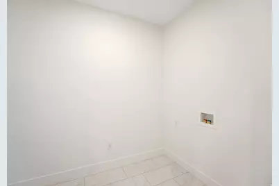 132 Chambord Ct E, Sandy, UT 84070 - Photo 25