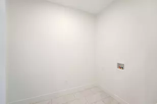 132 Chambord Ct E, Sandy, UT 84070 - Photo 25