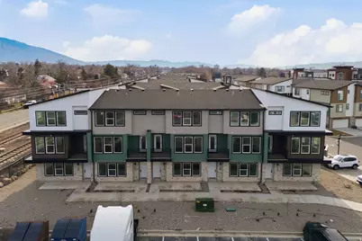 132 Chambord Ct E, Sandy, UT 84070 - Photo 33